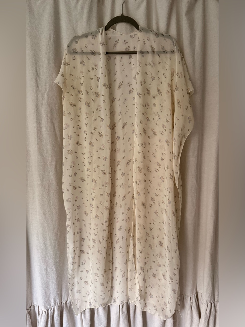Light Cream Floral Kimono Cardigan